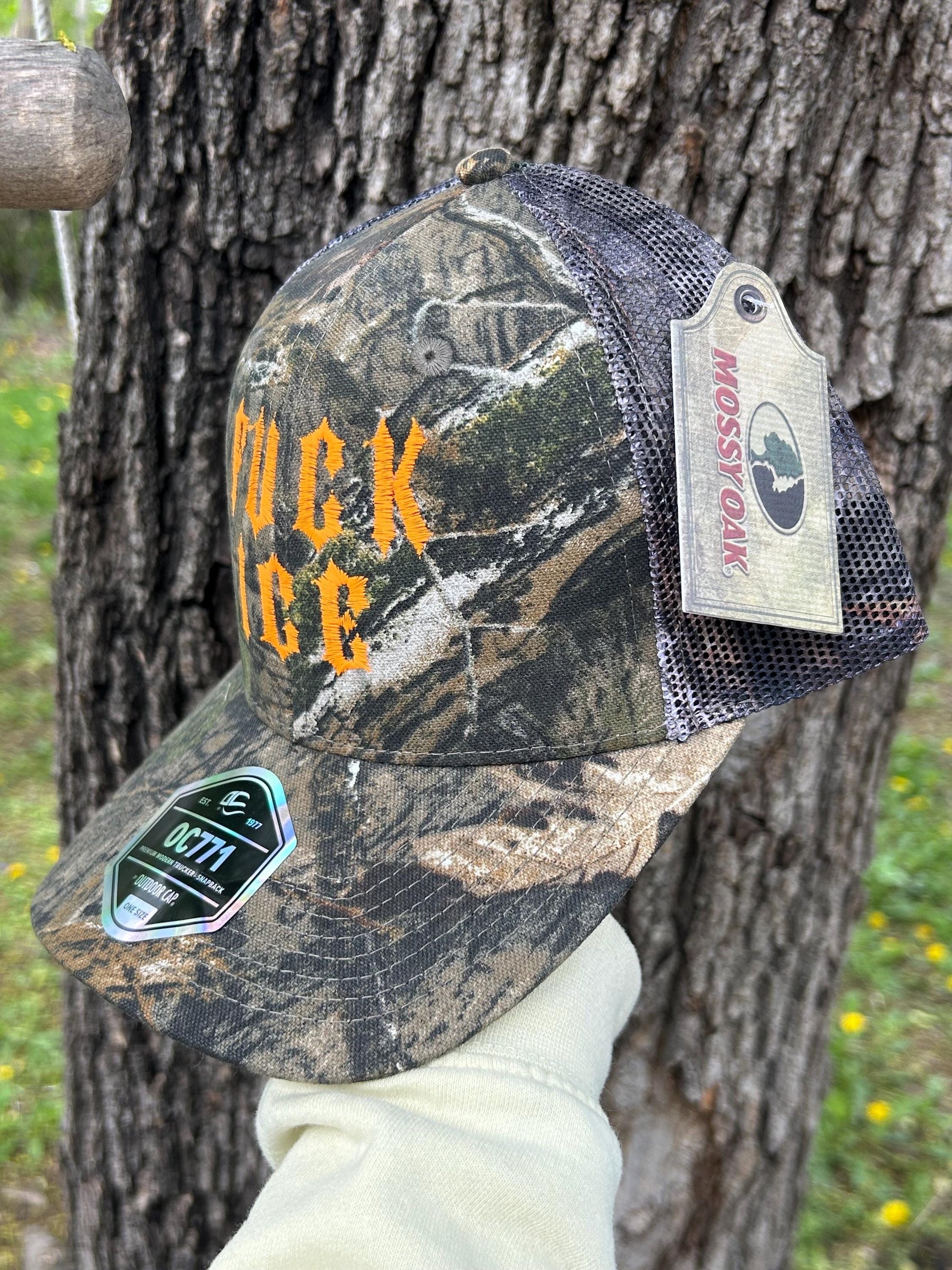 Anti Ice Barbed Wire Camo Silver Trucker Hat