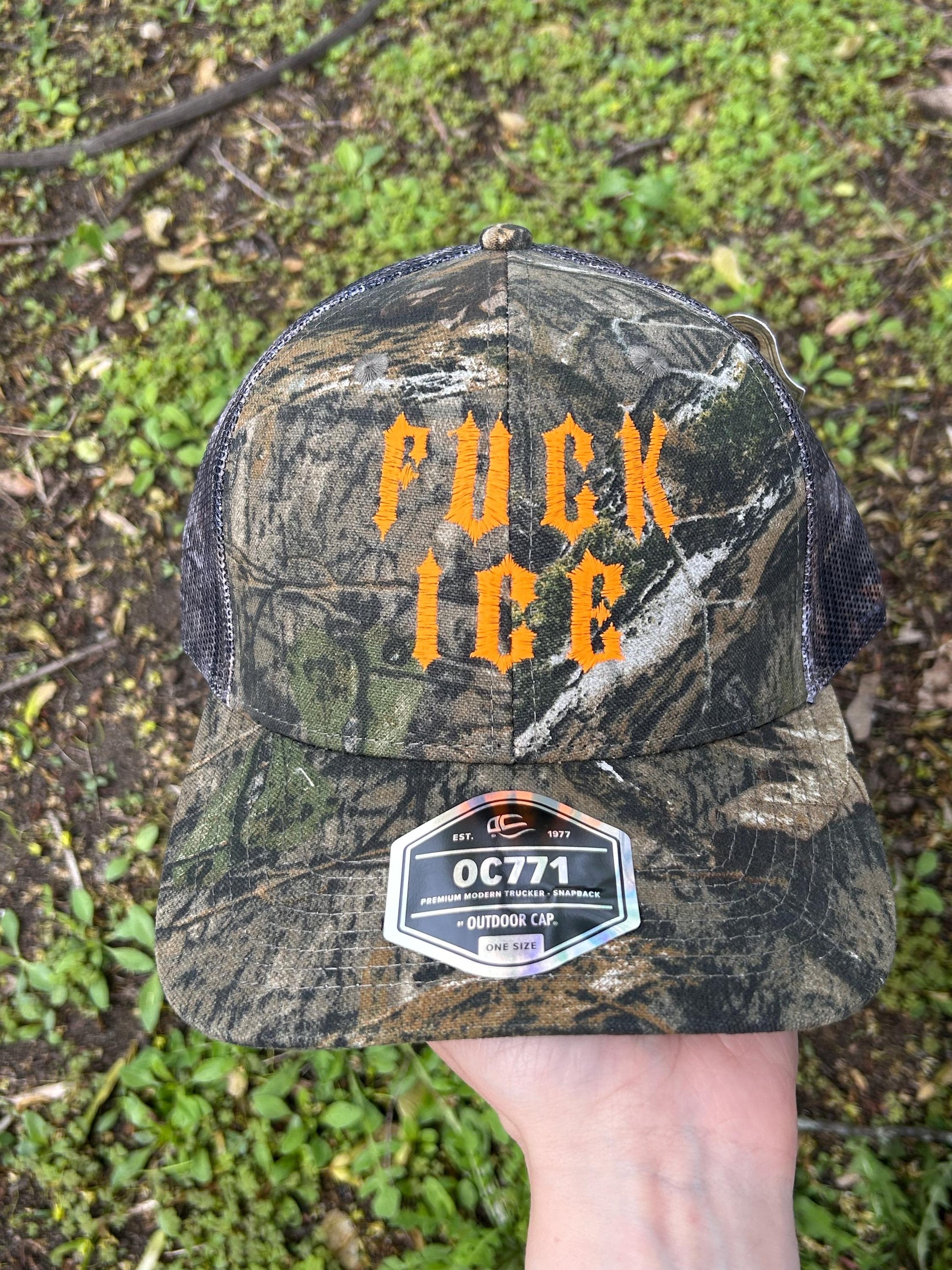 Anti Ice Barbed Wire Camo Silver Trucker Hat