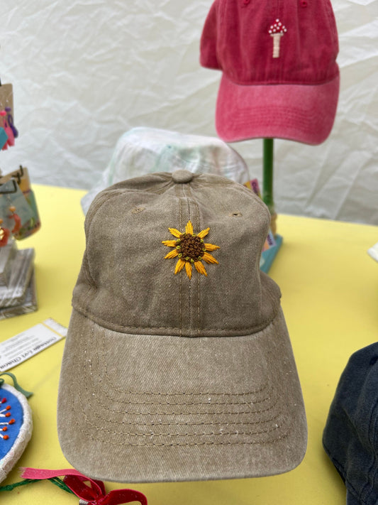 Buzzy Bumblebee bucket hat!